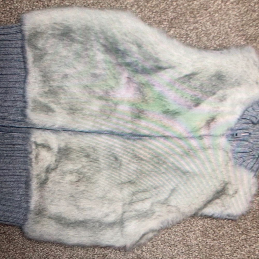 Gymboree Faux Fur zip Front sweater Vest size Medium